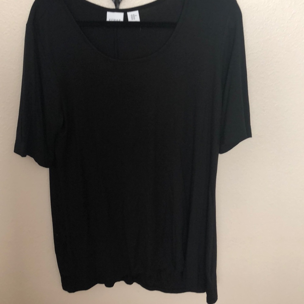 🌞 Black shirt